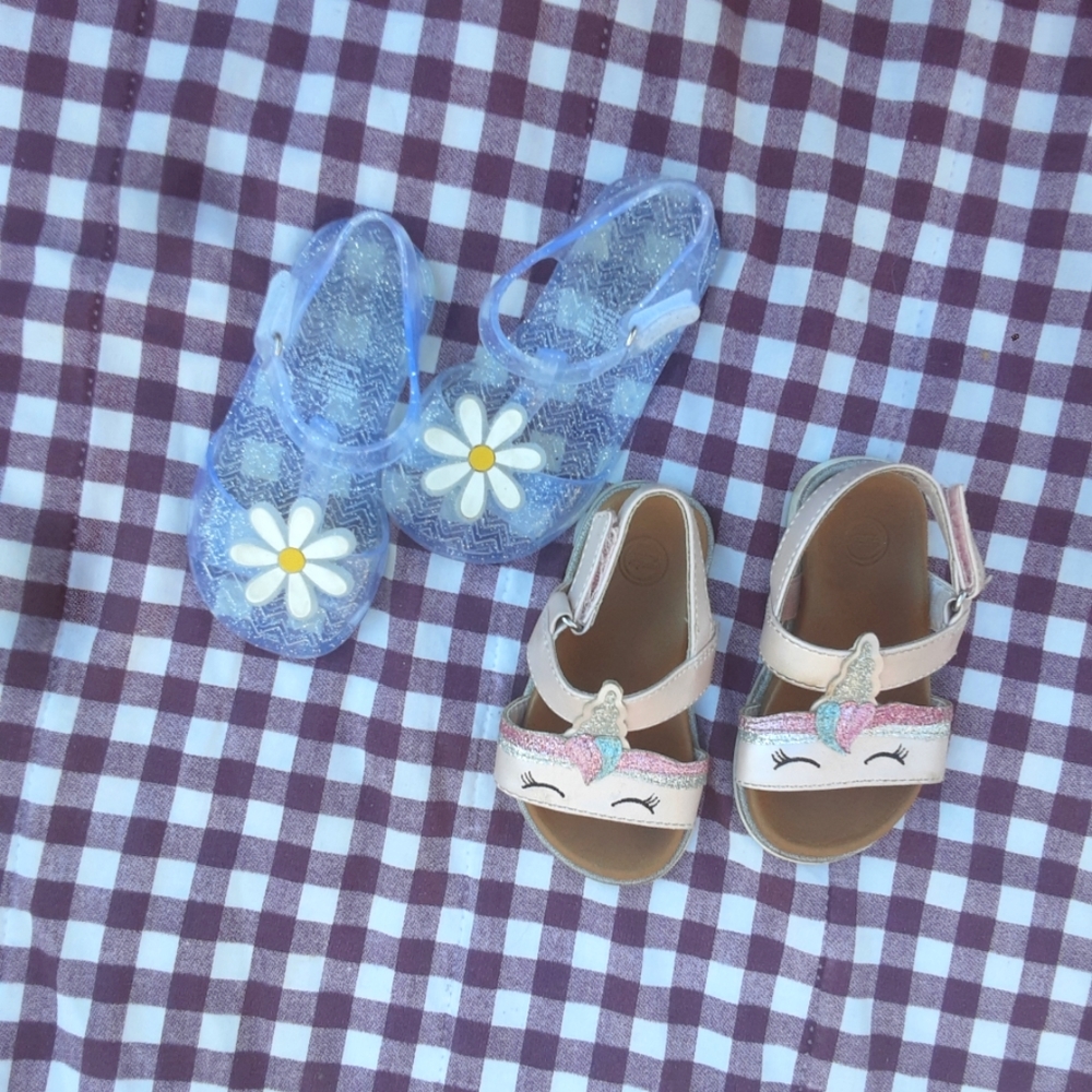🍀3/15 Little Girl Old Navy & Wonder Nation Sandals 🦄